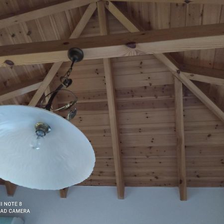 Ozena Countryside Apartment Vromonerion Экстерьер фото