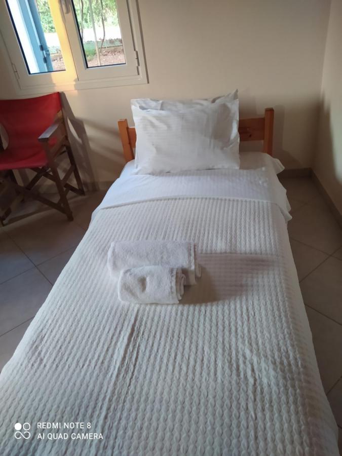 Ozena Countryside Apartment Vromonerion Экстерьер фото