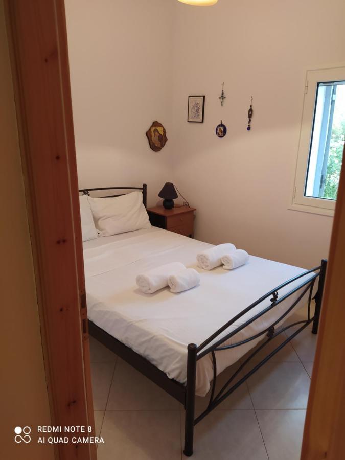 Ozena Countryside Apartment Vromonerion Экстерьер фото