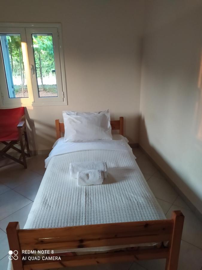 Ozena Countryside Apartment Vromonerion Экстерьер фото